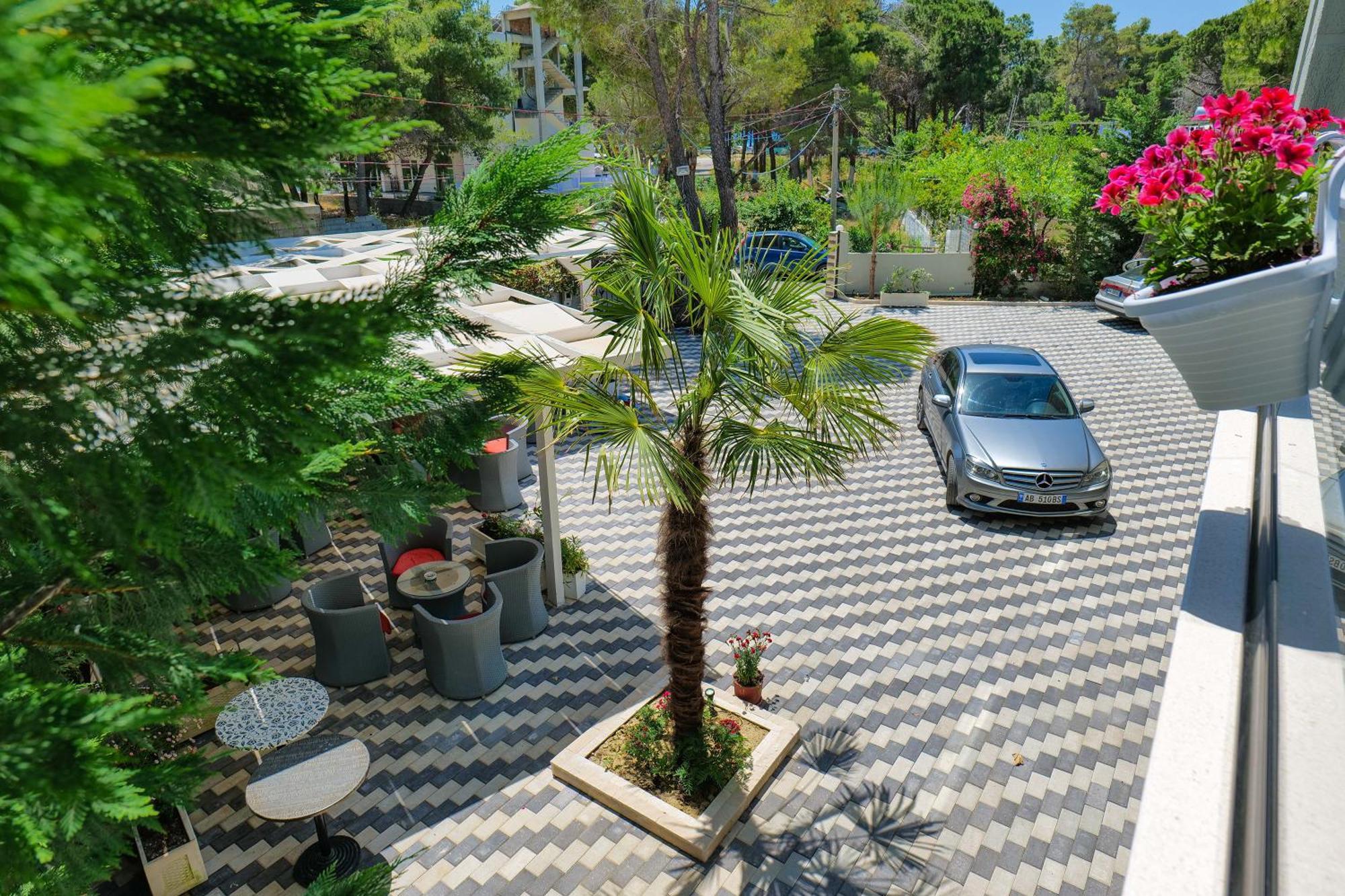 Hotel Celaj วญอเรอ ภายนอก รูปภาพ